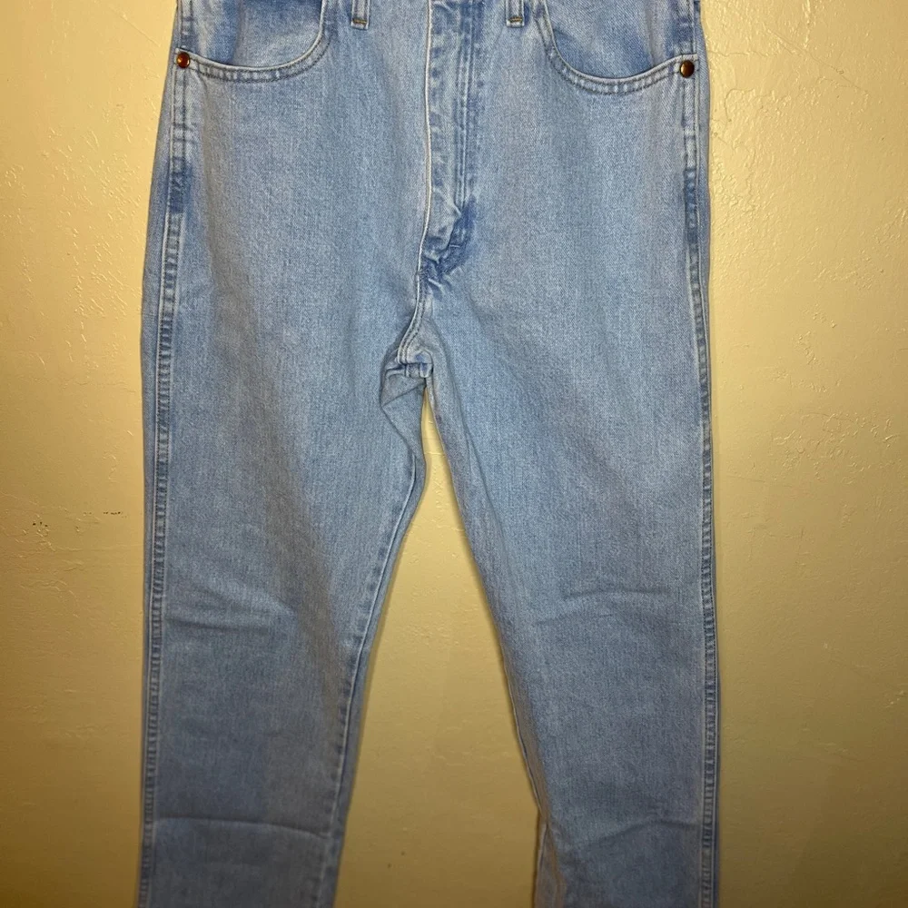 Wrangler Sky Blue Classic Denim Jeans - Picture 3 of 9